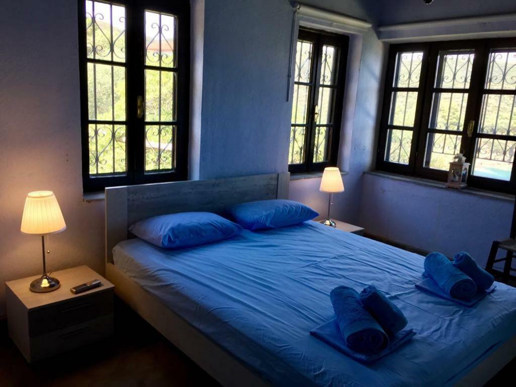 Villa Valia: Traditional Luxurious Residence Pyrgadikia Exterior foto